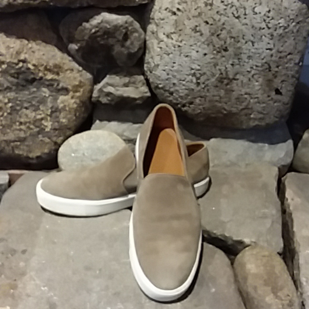 Sneakers in great shape.